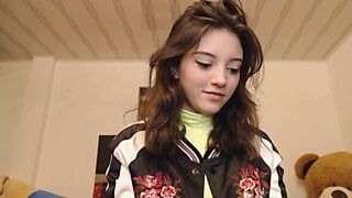 Hey daddy let me sit on your face with my bubble butt and wa